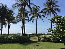 34 Riviera: M4 Giardino 44A, frente Praia, 4Dorms, 3Banh, 2Gar, Varand