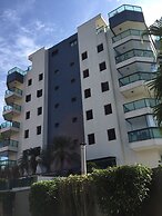 34 Riviera: M4 Giardino 44A, frente Praia, 4Dorms, 3Banh, 2Gar, Varand