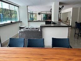 34 Riviera: M4 Giardino 44A, frente Praia, 4Dorms, 3Banh, 2Gar, Varand