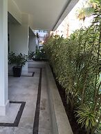 34 Riviera: M4 Giardino 44A, frente Praia, 4Dorms, 3Banh, 2Gar, Varand