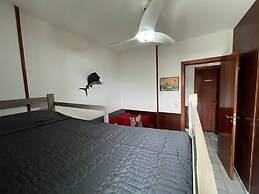 34 Riviera: M4 Giardino 44A, frente Praia, 4Dorms, 3Banh, 2Gar, Varand