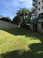 34 Riviera: M4 Giardino 44A, frente Praia, 4Dorms, 3Banh, 2Gar, Varand