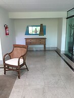 34 Riviera: M4 Giardino 44A, frente Praia, 4Dorms, 3Banh, 2Gar, Varand