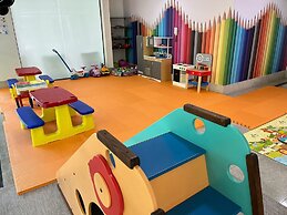 34 Riviera: M4 Giardino 44A, frente Praia, 4Dorms, 3Banh, 2Gar, Varand