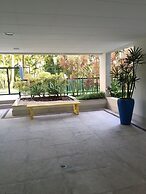 34 Riviera: M4 Giardino 44A, frente Praia, 4Dorms, 3Banh, 2Gar, Varand