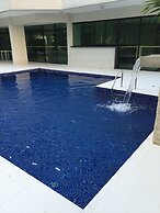 34 Riviera: M4 Giardino 44A, frente Praia, 4Dorms, 3Banh, 2Gar, Varand