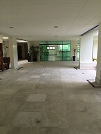 34 Riviera: M4 Giardino 44A, frente Praia, 4Dorms, 3Banh, 2Gar, Varand