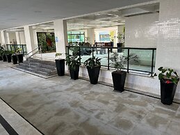 34 Riviera: M4 Giardino 44A, frente Praia, 4Dorms, 3Banh, 2Gar, Varand