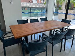 34 Riviera: M4 Giardino 44A, frente Praia, 4Dorms, 3Banh, 2Gar, Varand