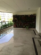 34 Riviera: M4 Giardino 44A, frente Praia, 4Dorms, 3Banh, 2Gar, Varand