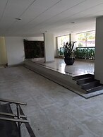 34 Riviera: M4 Giardino 44A, frente Praia, 4Dorms, 3Banh, 2Gar, Varand