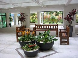 34 Riviera: M4 Giardino 44A, frente Praia, 4Dorms, 3Banh, 2Gar, Varand