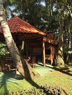 34 Riviera: M4 Giardino 44A, frente Praia, 4Dorms, 3Banh, 2Gar, Varand