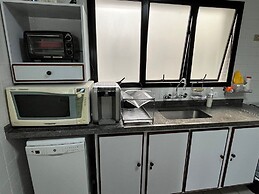 34 Riviera: M4 Giardino 44A, frente Praia, 4Dorms, 3Banh, 2Gar, Varand