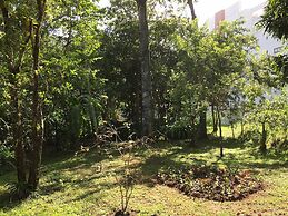 34 Riviera: M4 Giardino 44A, frente Praia, 4Dorms, 3Banh, 2Gar, Varand