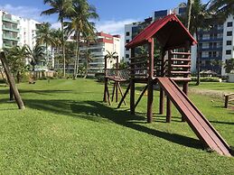 34 Riviera: M4 Giardino 44A, frente Praia, 4Dorms, 3Banh, 2Gar, Varand