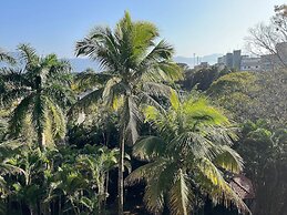 34 Riviera: M4 Giardino 44A, frente Praia, 4Dorms, 3Banh, 2Gar, Varand