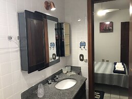 34 Riviera: M4 Giardino 44A, frente Praia, 4Dorms, 3Banh, 2Gar, Varand