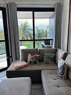 34 Riviera: M4 Giardino 44A, frente Praia, 4Dorms, 3Banh, 2Gar, Varand