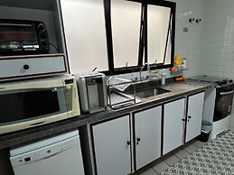 34 Riviera: M4 Giardino 44A, frente Praia, 4Dorms, 3Banh, 2Gar, Varand