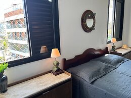 34 Riviera: M4 Giardino 44A, frente Praia, 4Dorms, 3Banh, 2Gar, Varand