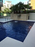 34 Riviera: M4 Giardino 44A, frente Praia, 4Dorms, 3Banh, 2Gar, Varand