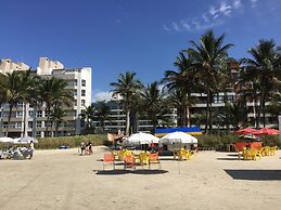 34 Riviera: M4 Giardino 44A, frente Praia, 4Dorms, 3Banh, 2Gar, Varand