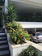 34 Riviera: M4 Giardino 44A, frente Praia, 4Dorms, 3Banh, 2Gar, Varand