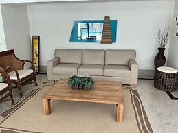 34 Riviera: M4 Giardino 44A, frente Praia, 4Dorms, 3Banh, 2Gar, Varand