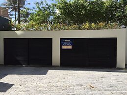 34 Riviera: M4 Giardino 44A, frente Praia, 4Dorms, 3Banh, 2Gar, Varand