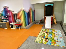 34 Riviera: M4 Giardino 44A, frente Praia, 4Dorms, 3Banh, 2Gar, Varand