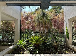 34 Riviera: M4 Giardino 44A, frente Praia, 4Dorms, 3Banh, 2Gar, Varand