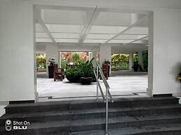 34 Riviera: M4 Giardino 44A, frente Praia, 4Dorms, 3Banh, 2Gar, Varand