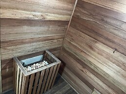 34 Riviera: M4 Giardino 44A, frente Praia, 4Dorms, 3Banh, 2Gar, Varand