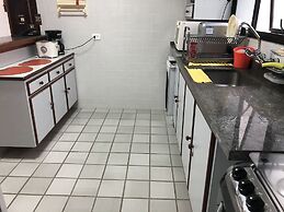 34 Riviera: M4 Giardino 44A, frente Praia, 4Dorms, 3Banh, 2Gar, Varand