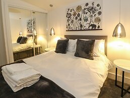2 Strathtay Lodges