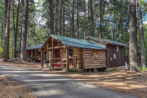 Yuba River Inn