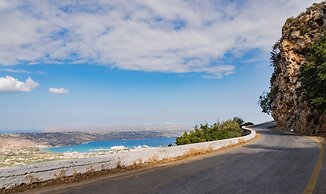 Villa Malaxa and Suites