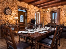 Villa Malaxa and Suites