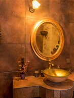 Villa Malaxa and Suites