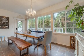 The Cottage and Castle