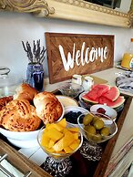 The Cottage and Castle