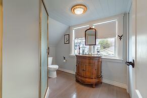 The Cottage and Castle