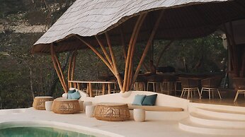 Kini Resort & Village