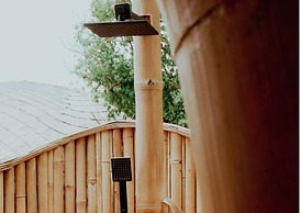 Kini Resort & Village