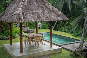 Green Sari Private Villa