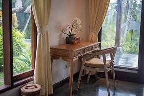 Green Sari Private Villa