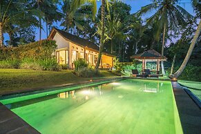 Green Sari Private Villa