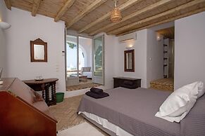 Baroness in Mykonos With 5 Bedrooms and 4 5 Bathrooms