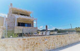 Villa Arkadia in Trifillia